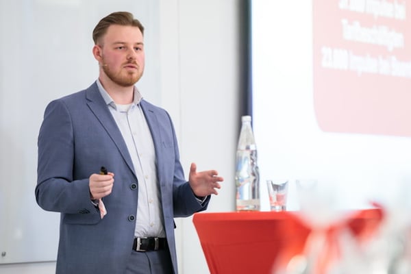 Dustin Rudhoff, Swiss Life Deutschland Vertriebsservice