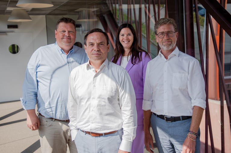 Bart Watteeuw, Executive Vice President Services & Solutions - Stijn Bijnens, CEO - Annelore Buijs, Executive Vice President Europe - Geert Rottier, Managing Director Belgium
