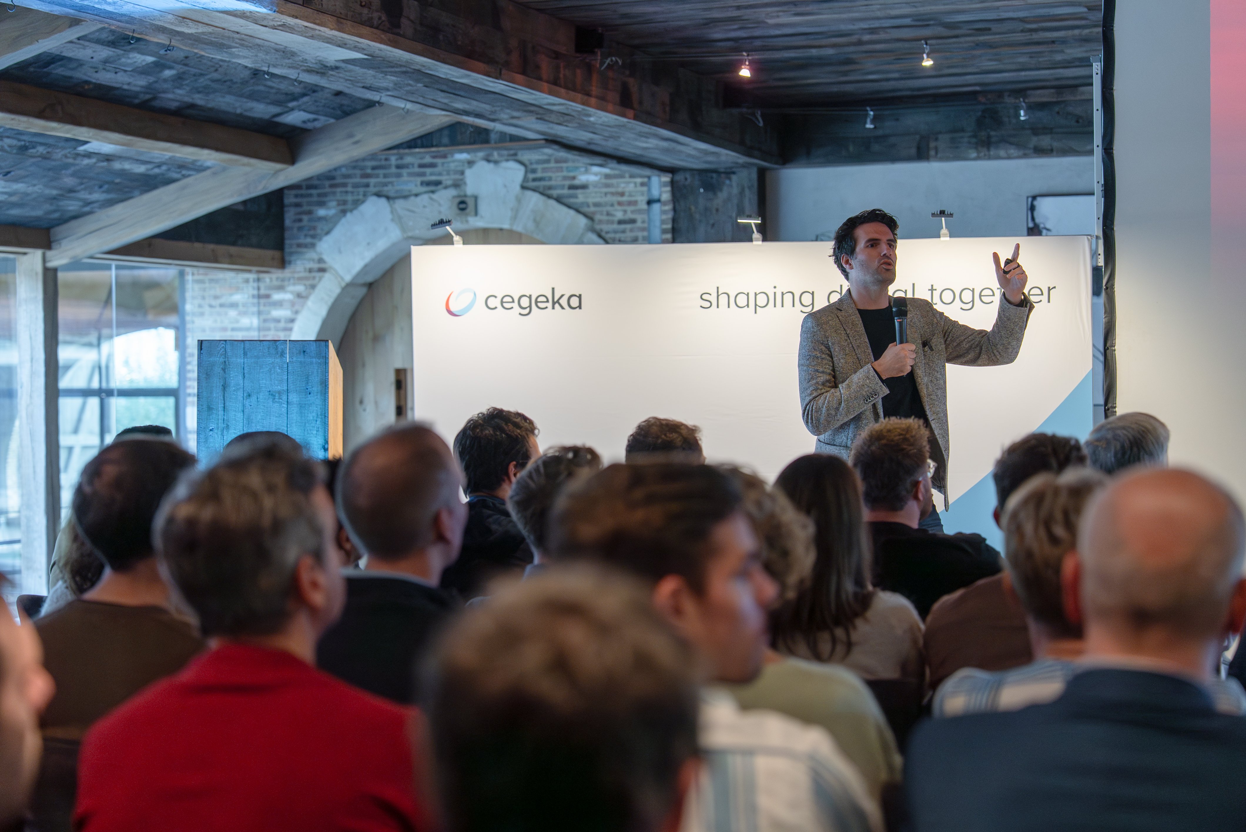 2510-Photo_KSE_202537