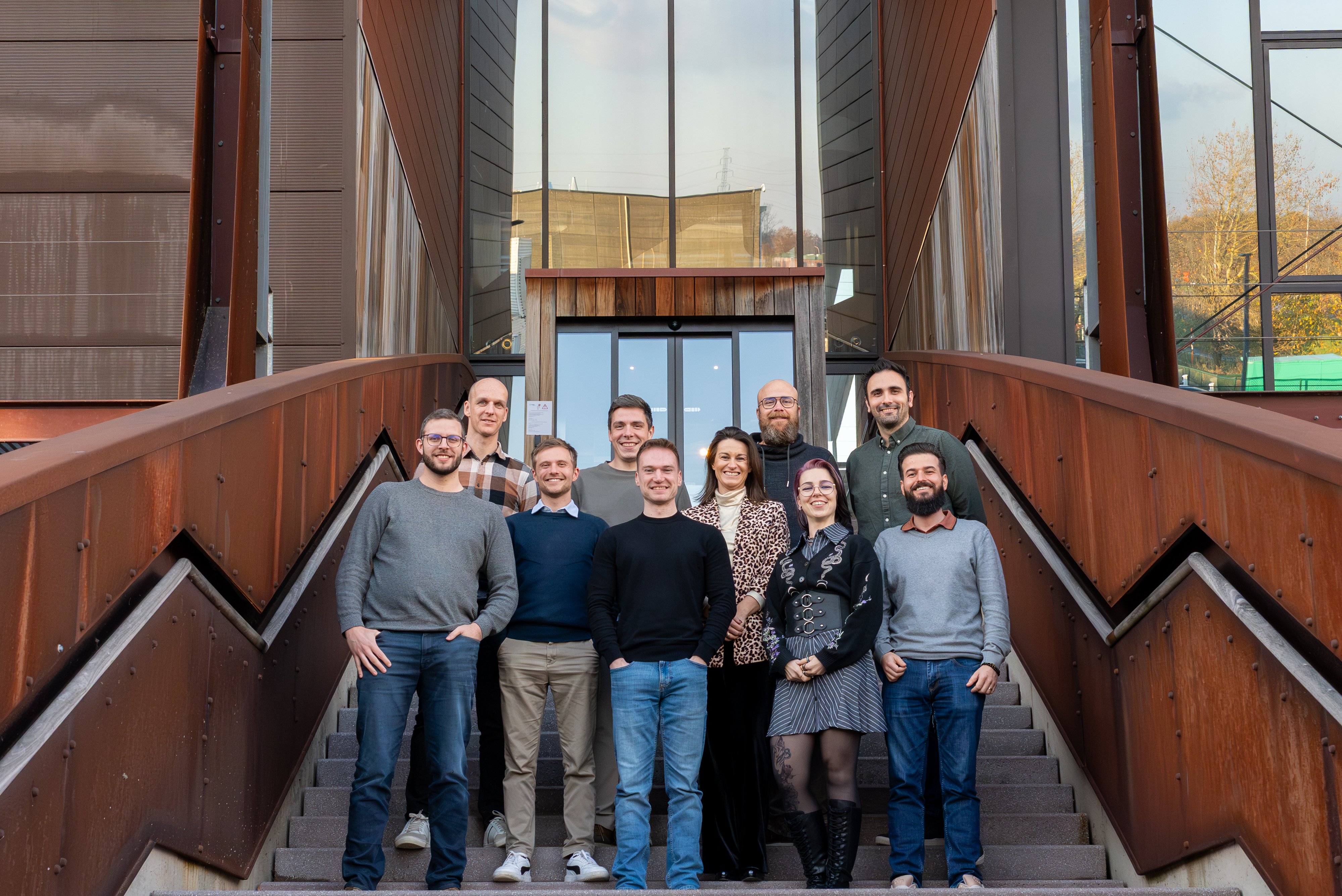 2512-Photo_DEX_team_3