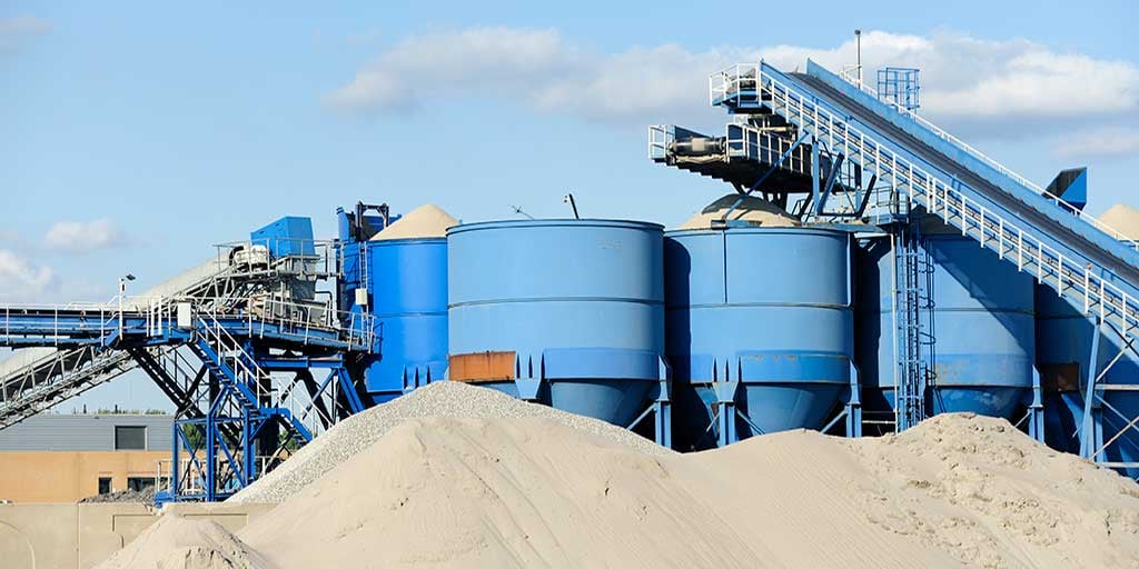 FeaturedImage_Mobile_Sand_Silo_Management_1024x512