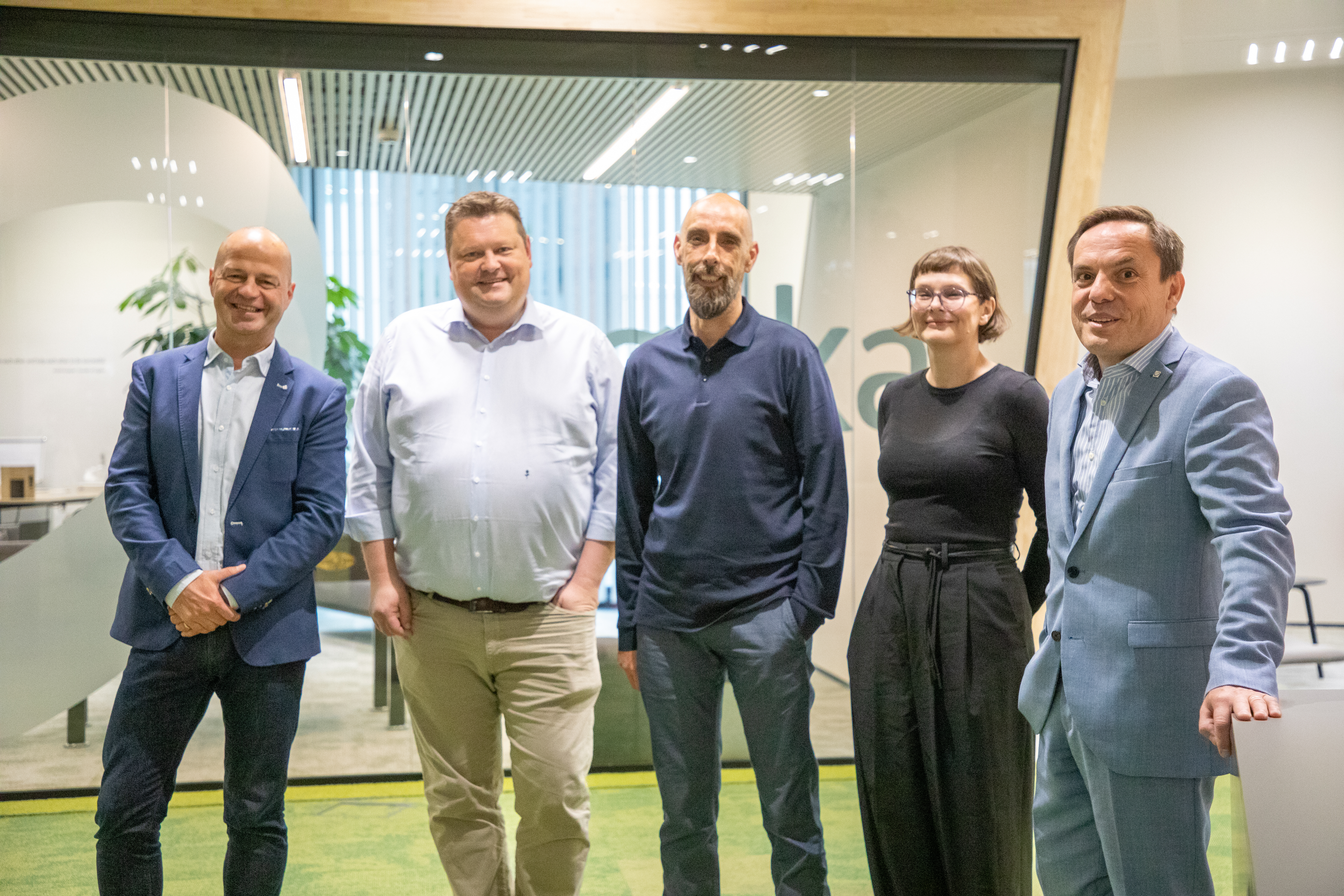 Cegeka versterkt public cloud capaciteiten door krachtenbundeling met DexMach