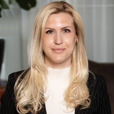 sara-hallkvist-contact